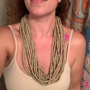 Bajalia olive beaded necklace with wooden clasp